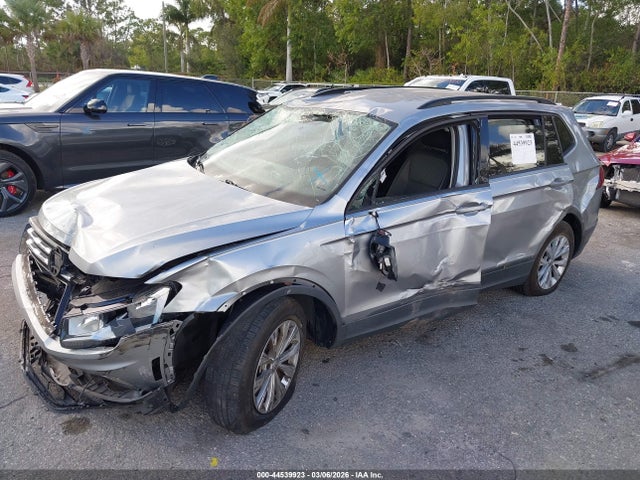 44539923 :رقم المزاد ، 3VV1B7AX2LM034625 vin ، 2020 Volkswagen Tiguan 2.0t S مزاد بيع