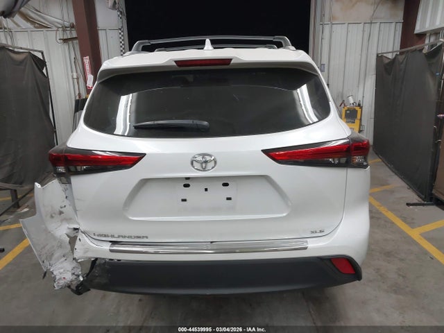 Toyota Highlander Xle 2023 5TDKDRAH5PS042645 Image 15