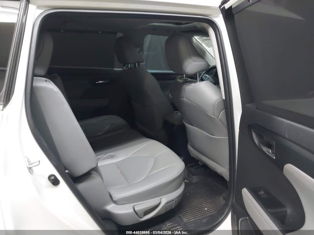 Toyota Highlander Xle 2023 5TDKDRAH5PS042645 Image 8