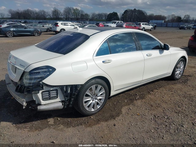 2015 MERCEDES-BENZ S 550 WDDUG8FB9FA068620 Photo 3