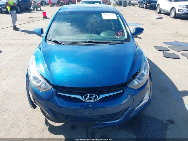 KMHDH4AE9FU281899 Hyundai ELANTRA SE
