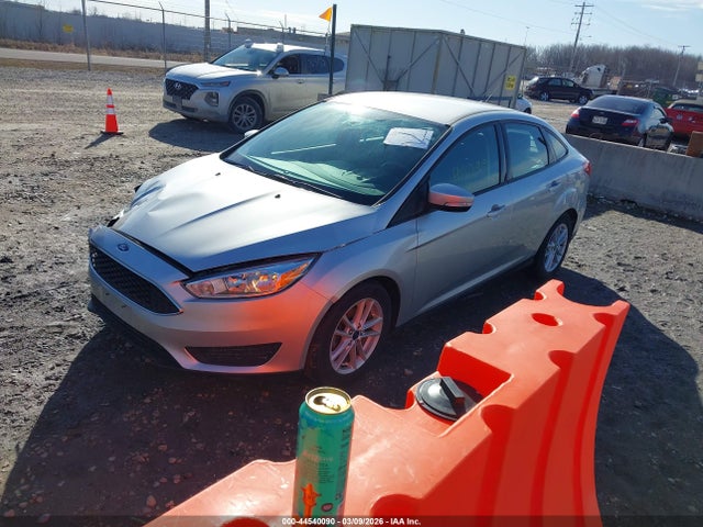 Ford FOCUS SE 2018 1FADP3F29JL267148 Image 2