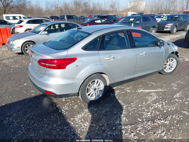 Ford FOCUS SE 2018 1FADP3F29JL267148 Image 4