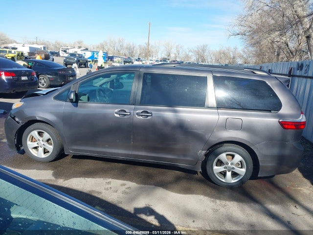 5TDKK3DC6GS690630 Toyota Sienna Le 8 Passenger