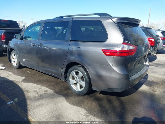 5TDKK3DC6GS690630 Toyota Sienna Le 8 Passenger
