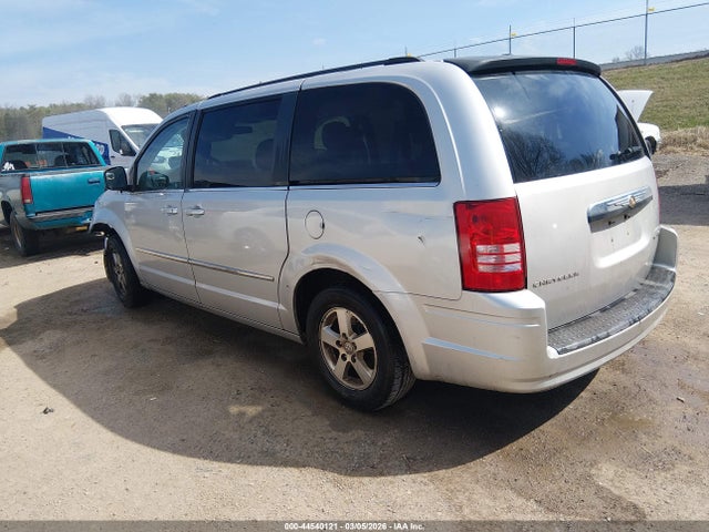 44540121 :رقم المزاد ، 2A4RR5D11AR306669 vin ، 2010 Chrysler Town & Country Touring مزاد بيع