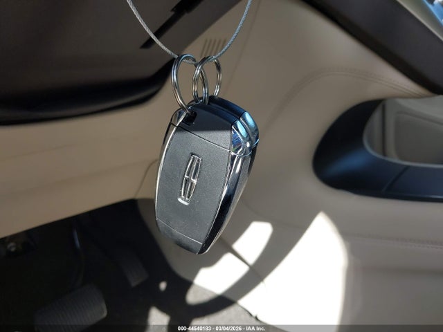 Lincoln MKC SELECT 2019 5LMCJ2C95KUL25490 Image 11