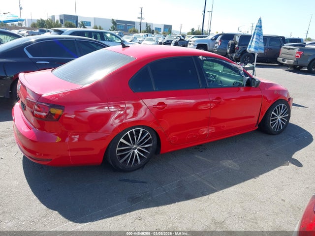 3VWD17AJ8GM325384 Volkswagen Jetta 1.8t Sport