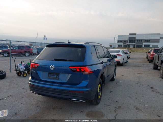 2020 Volkswagen Tiguan 2.0t S მანქანა იყიდება აუქციონზე, vin: 3VV1B7AX8LM069637, აუქციონის ნომერი: 44540227