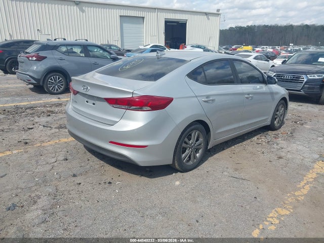 44540232 :رقم المزاد ، 5NPD84LF6JH306948 vin ، 2018 Hyundai Elantra Sel مزاد بيع