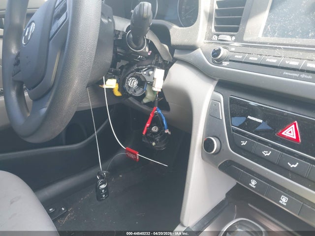 44540232 :رقم المزاد ، 5NPD84LF6JH306948 vin ، 2018 Hyundai Elantra Sel مزاد بيع
