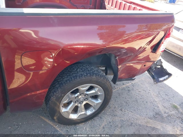 1C6RREFT0KN814075 RAM 1500 Big Horn/lone Star 4x2 5&#039;7 Box