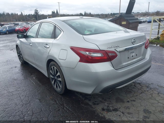 1N4AL3AP9JC216380 Nissan Altima 2.5 Sv
