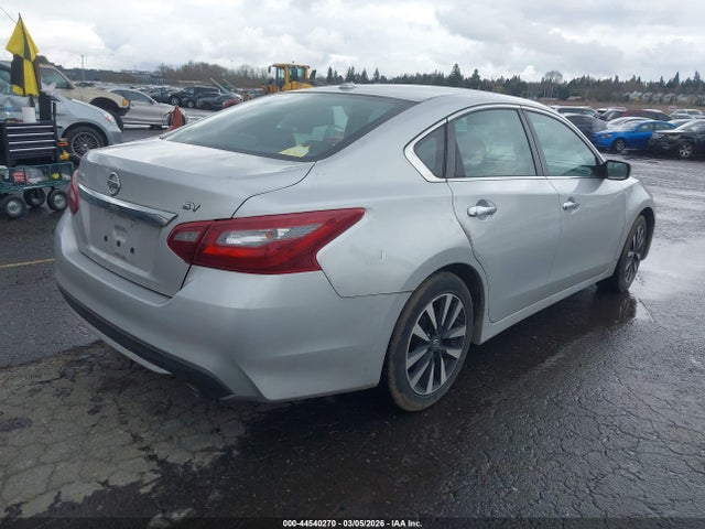 1N4AL3AP9JC216380 Nissan Altima 2.5 Sv