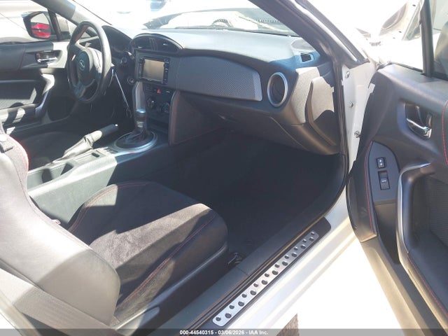 2015 SCION FR-S JF1ZNAA17F8709465 Photo 4