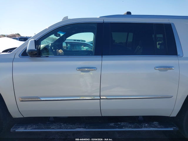 Auction sale of the 2017 Cadillac Escalade Esv Platinum, vin: 1GYS4KKJXHR261975, lot number: 44540343