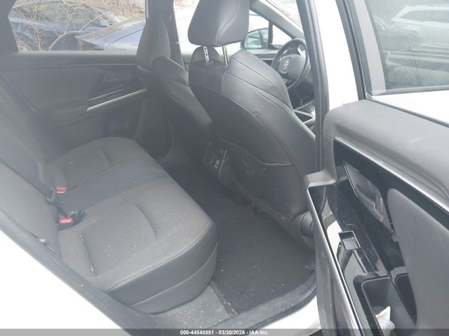 Toyota BZ4X XLE 2024 JTMABACA9RA081760 Image 8