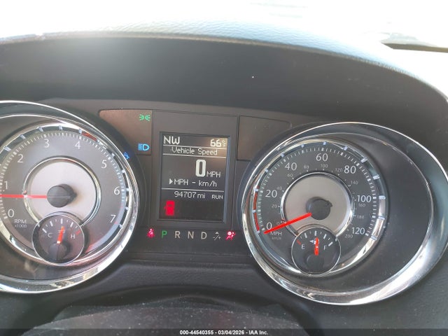 44540355 :رقم المزاد ، 2C4RC1BG2FR696521 vin ، 2015 Chrysler Town & Country Touring مزاد بيع