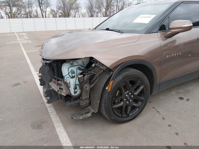 44540381 :رقم المزاد ، 3GNKBDRS5KS693648 vin ، 2019 Chevrolet Blazer مزاد بيع
