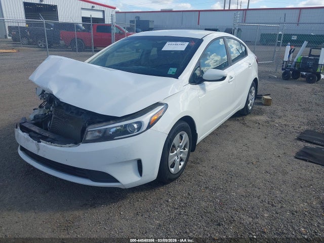 2017 KIA FORTE 3KPFK4A79HE047814 Photo 1