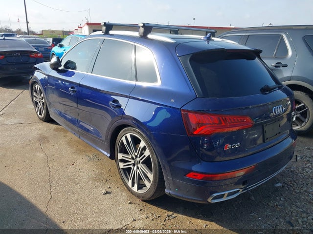 2018 AUDI SQ5 WA1C4AFY5J2100146 Photo 2