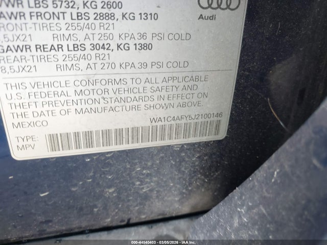 2018 AUDI SQ5 WA1C4AFY5J2100146 Photo 8