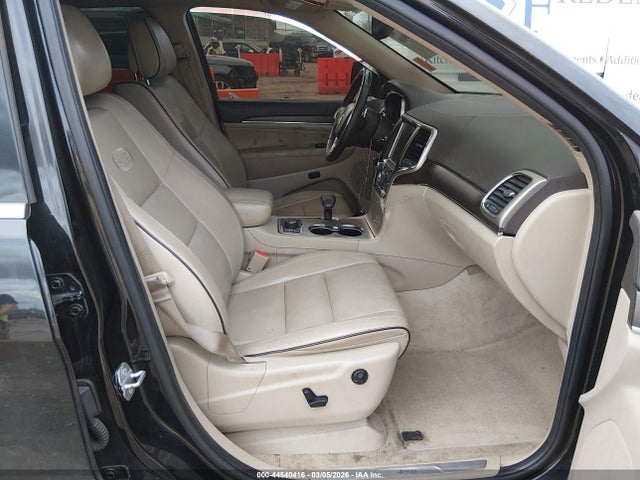 2015 Jeep Grand Cherokee Overland მანქანა იყიდება აუქციონზე, vin: 1C4RJFCM6FC747258, აუქციონის ნომერი: 44540416