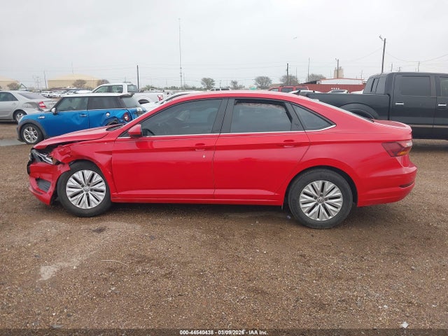 Aukcja sprzedaży 2019 Volkswagen Jetta 1.4t R-line/1.4t S/1.4t Se, vin: 3VWCB7BU2KM180210, numer aukcji: 44540438