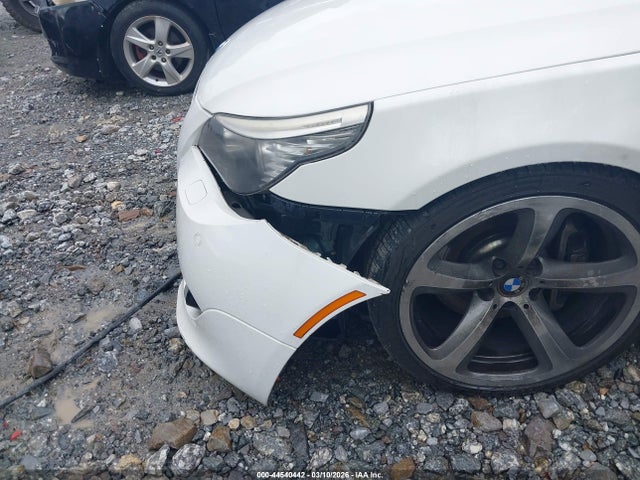 2010 BMW 550I WBANW5C56ACT57186 Photo 5