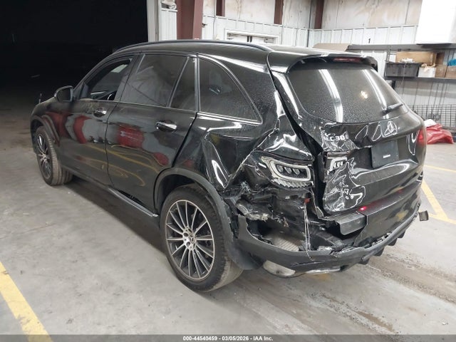 2022 MERCEDES-BENZ GLC 300 W1N0G8DB0NV353749 Photo 2