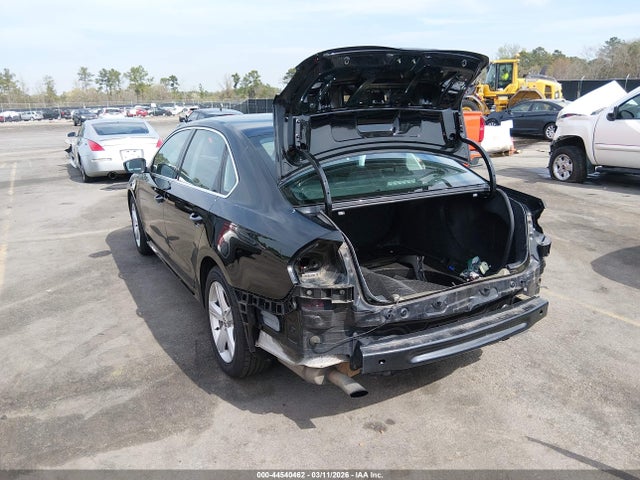 Auction sale of the 2015 Volkswagen Passat 1.8t Limited Edition, vin: 1VWAS7A33FC121657, lot number: 44540462