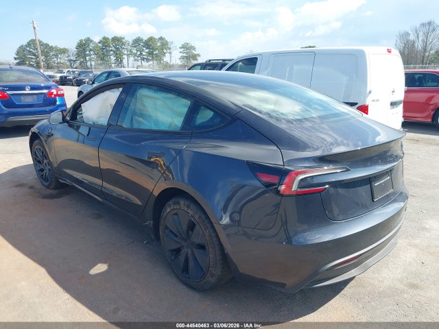 2025 TESLA MODEL 3 5YJ3E1EA2SF992345 Photo 2