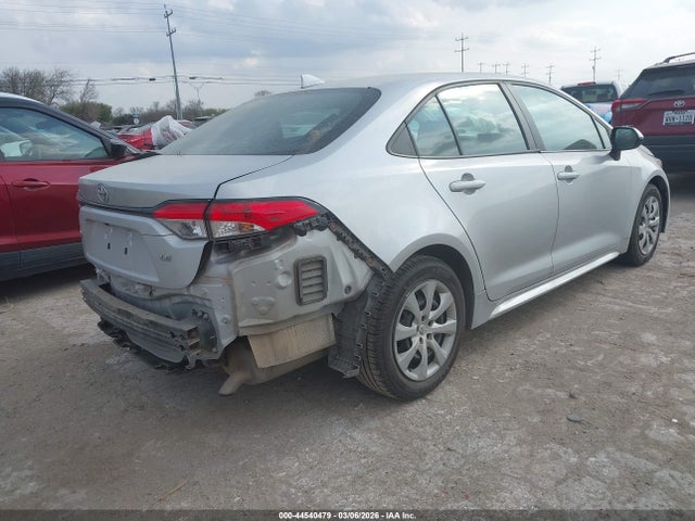 Toyota COROLLA LE 2021 5YFEPMAE7MP188319 Image 4