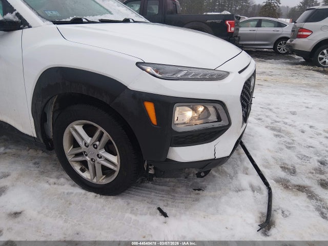 KM8K1CAA9MU745628 Hyundai Kona Se