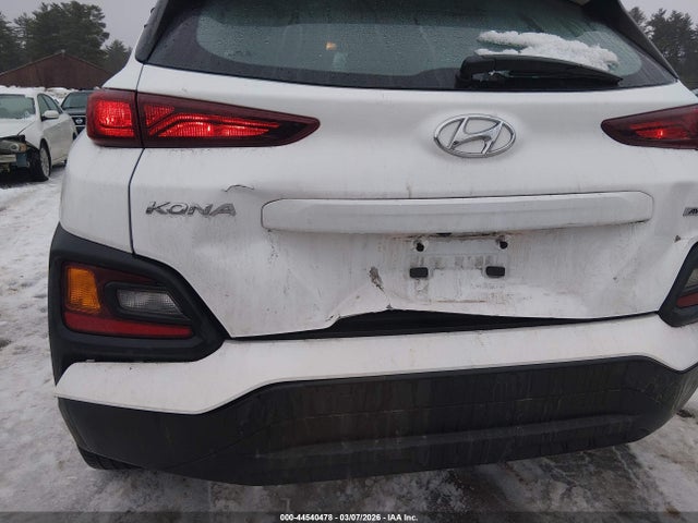 KM8K1CAA9MU745628 Hyundai Kona Se
