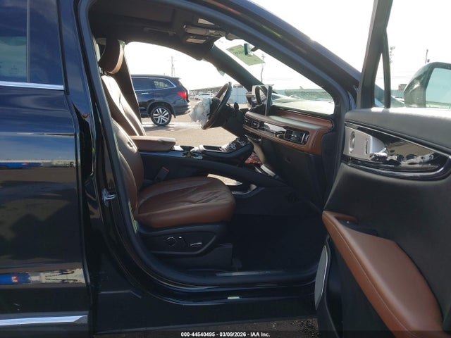 2023 LINCOLN NAUTILUS 2LMPJ8KP0PBL12431 Photo 4