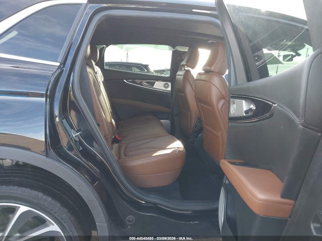 2023 LINCOLN NAUTILUS 2LMPJ8KP0PBL12431 Photo 7