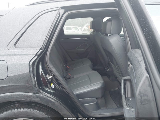 Продажа на аукционе авто 2023 Audi Q3 Premium Plus 45 Tfsi S Line Quattro Tiptronic, vin: WA1EECF31P1054240, номер лота: 44540500