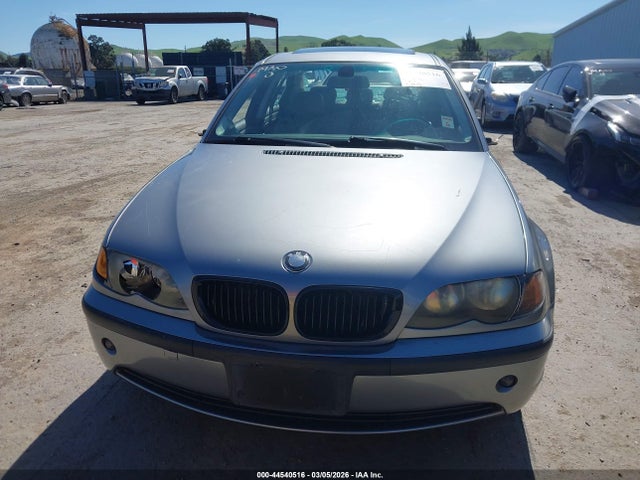 2004 Bmw 325i მანქანა იყიდება აუქციონზე, vin: WBAAZ33484KP89130, აუქციონის ნომერი: 44540516