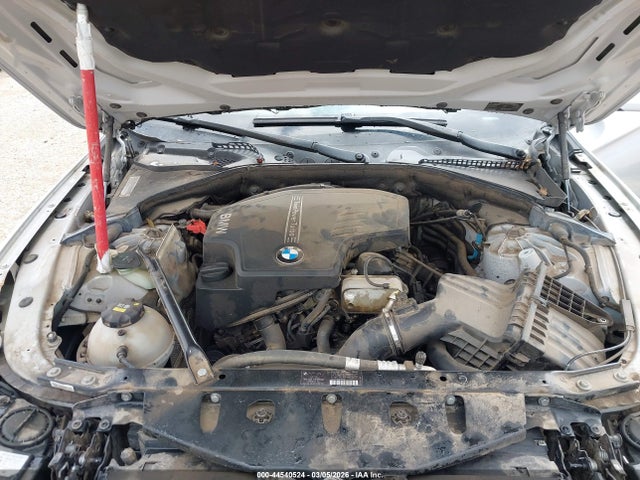 44540524 :رقم المزاد ، WBAXG5C5XCDX05607 vin ، 2012 Bmw 528i مزاد بيع
