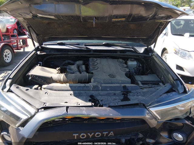 2019 TOYOTA 4RUNNER JTEBU5JR1K5634961 Photo 9