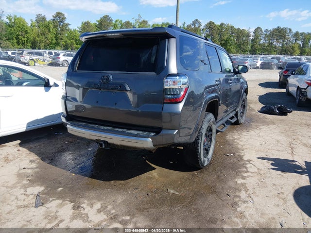 2019 TOYOTA 4RUNNER JTEBU5JR1K5634961 Photo 3