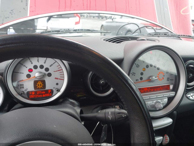 2010 MINI COOPER S WMWMS3C58ATY09151 Photo 6