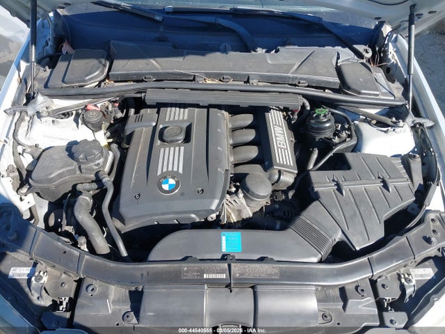 2011 BMW 328I WBAPH5G50BNM77715 Photo 9