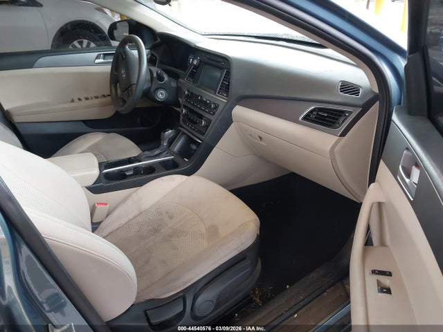 2016 HYUNDAI SONATA 5NPE24AF7GH360230 Photo 4