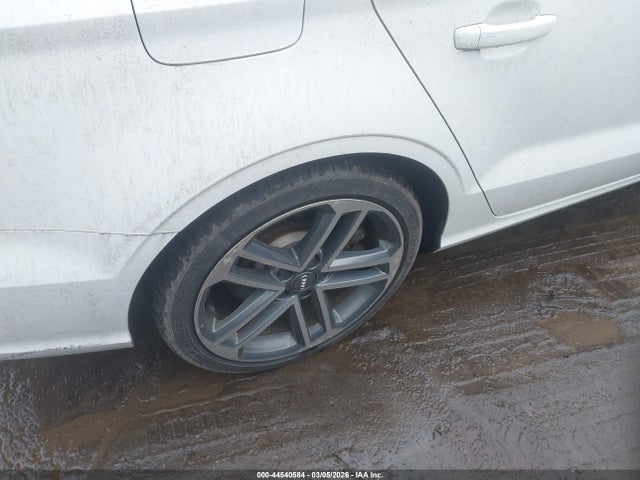 Продаж на аукціоні авто 2019 Audi A3 45 Premium, vin: WAUBEGFFXK1024332, номер лоту: 44540584