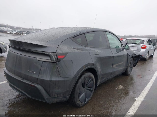2026 TESLA MODEL Y 7SAYGDEE2TA484849 Photo 3