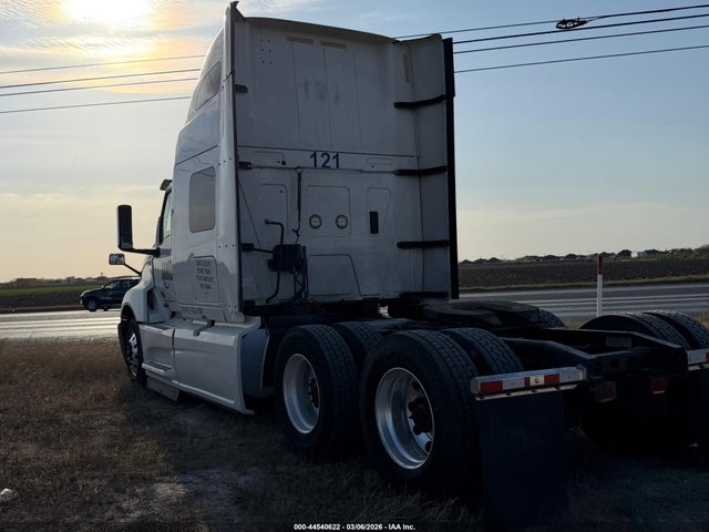 3HSDZAPR1JN422019 International Lt