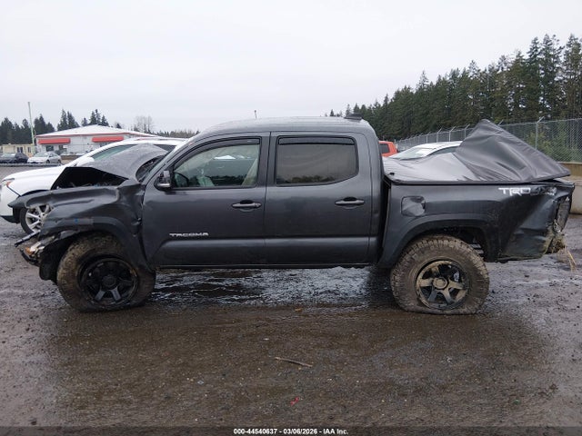 3TMCZ5AN2NM470853 Toyota Tacoma 4wd Trd Off Road