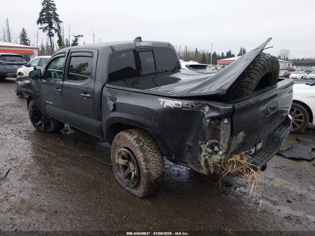 3TMCZ5AN2NM470853 Toyota Tacoma 4wd Trd Off Road